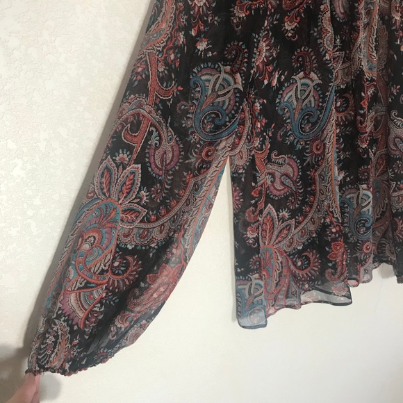 Olivia Palermo x Banana Republic Silk Ruffle Tie - Picture 3 of 7